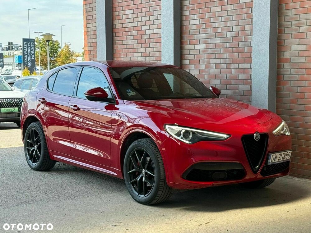 Alfa Romeo Stelvio 2.0 Turbo Veloce Q4 - 4
