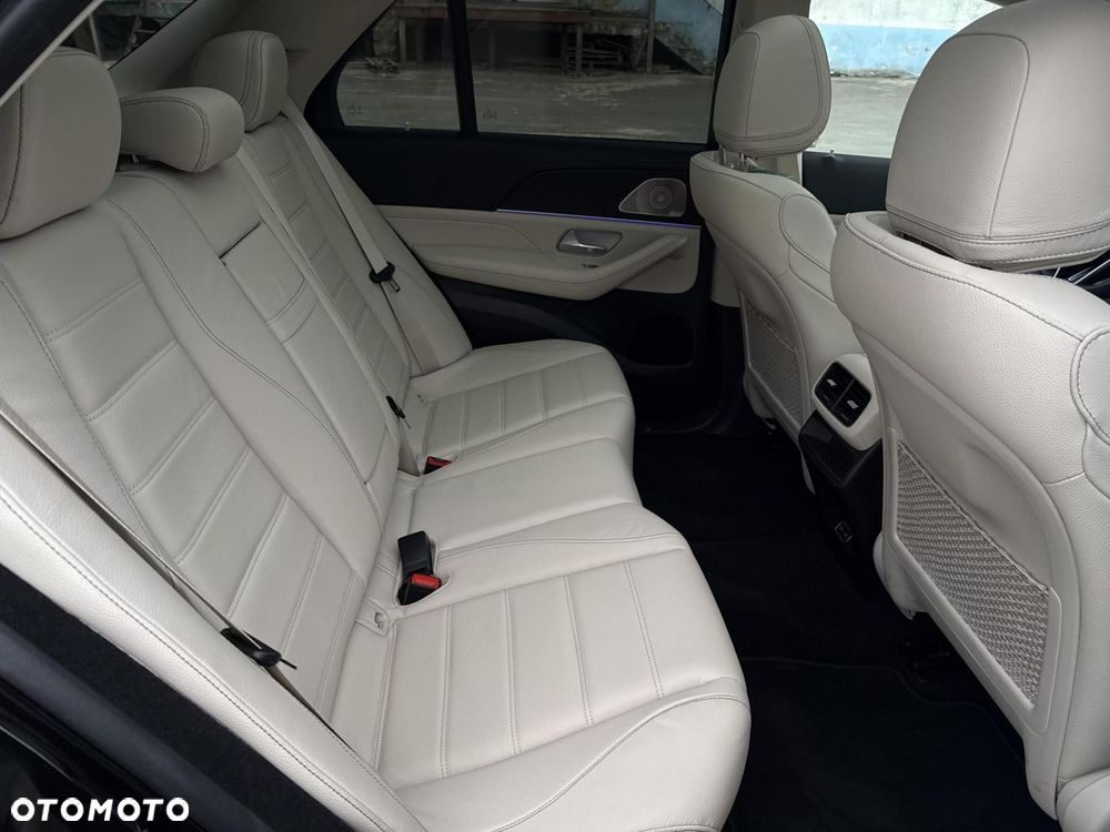 Mercedes-Benz GLE - 23