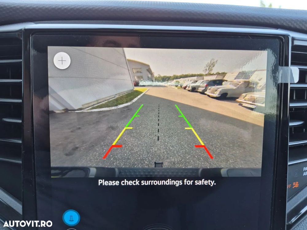 Volkswagen Amarok 2.0 TDI 205 CP 4M 10AT Life - 11