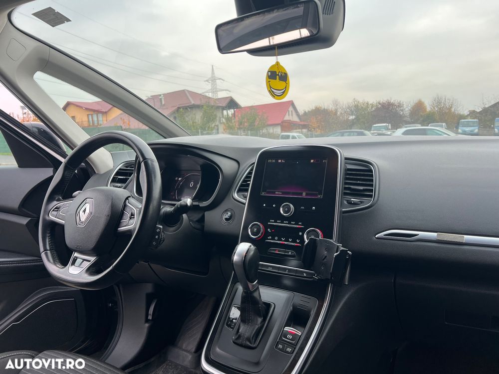 Renault Scenic - 8