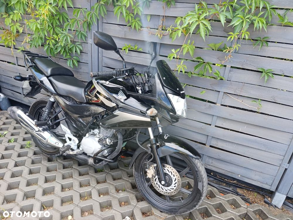Honda CBF - 2