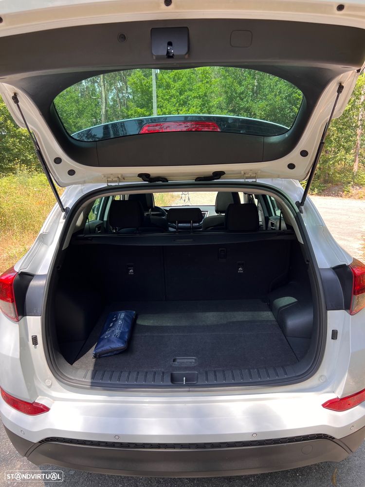 Hyundai Tucson 1.7 CRDi Creative - 14