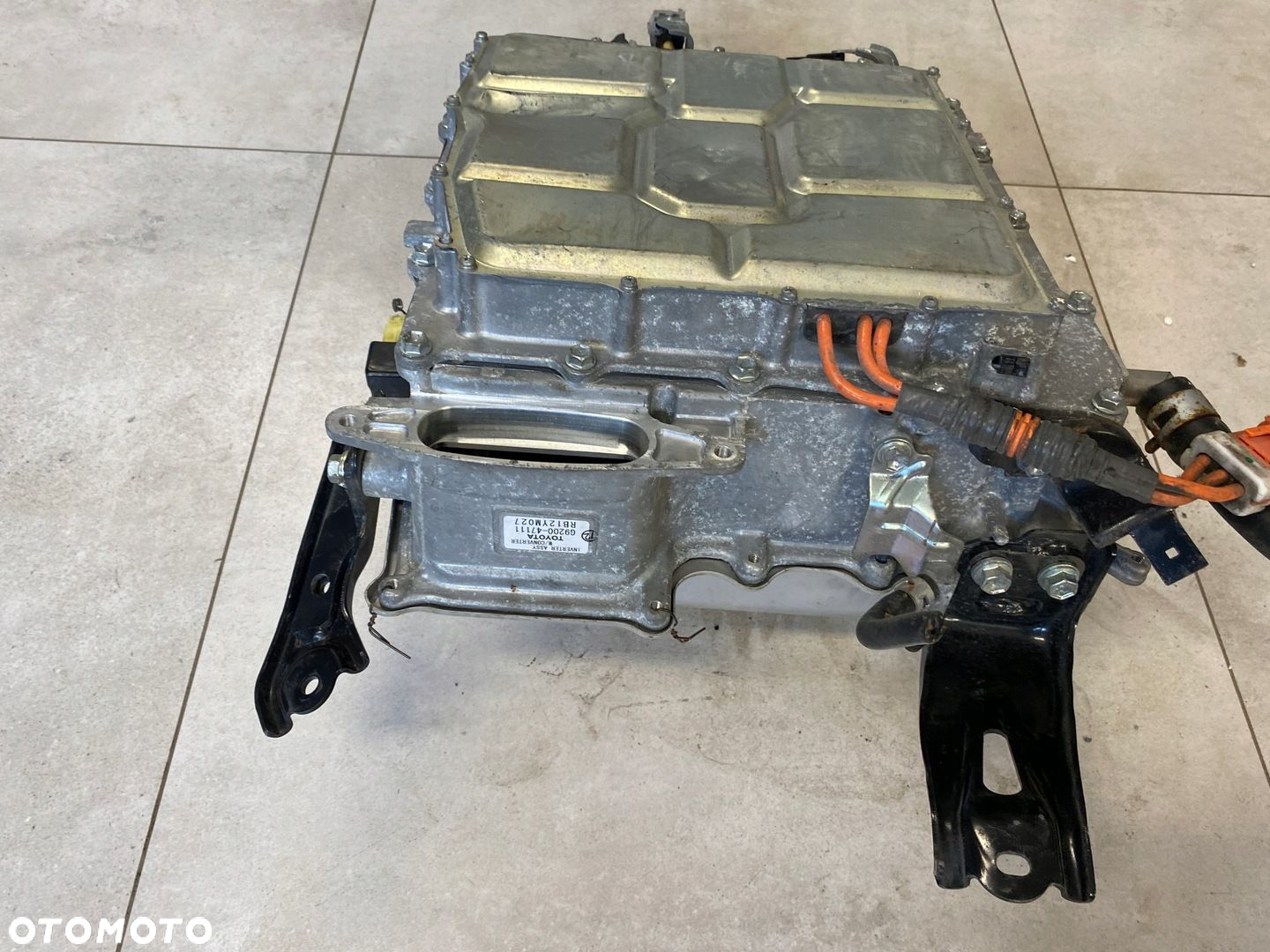 TOYOTA PRIUS II PRZETWORNICA INWERTER G9200-47111 - 13