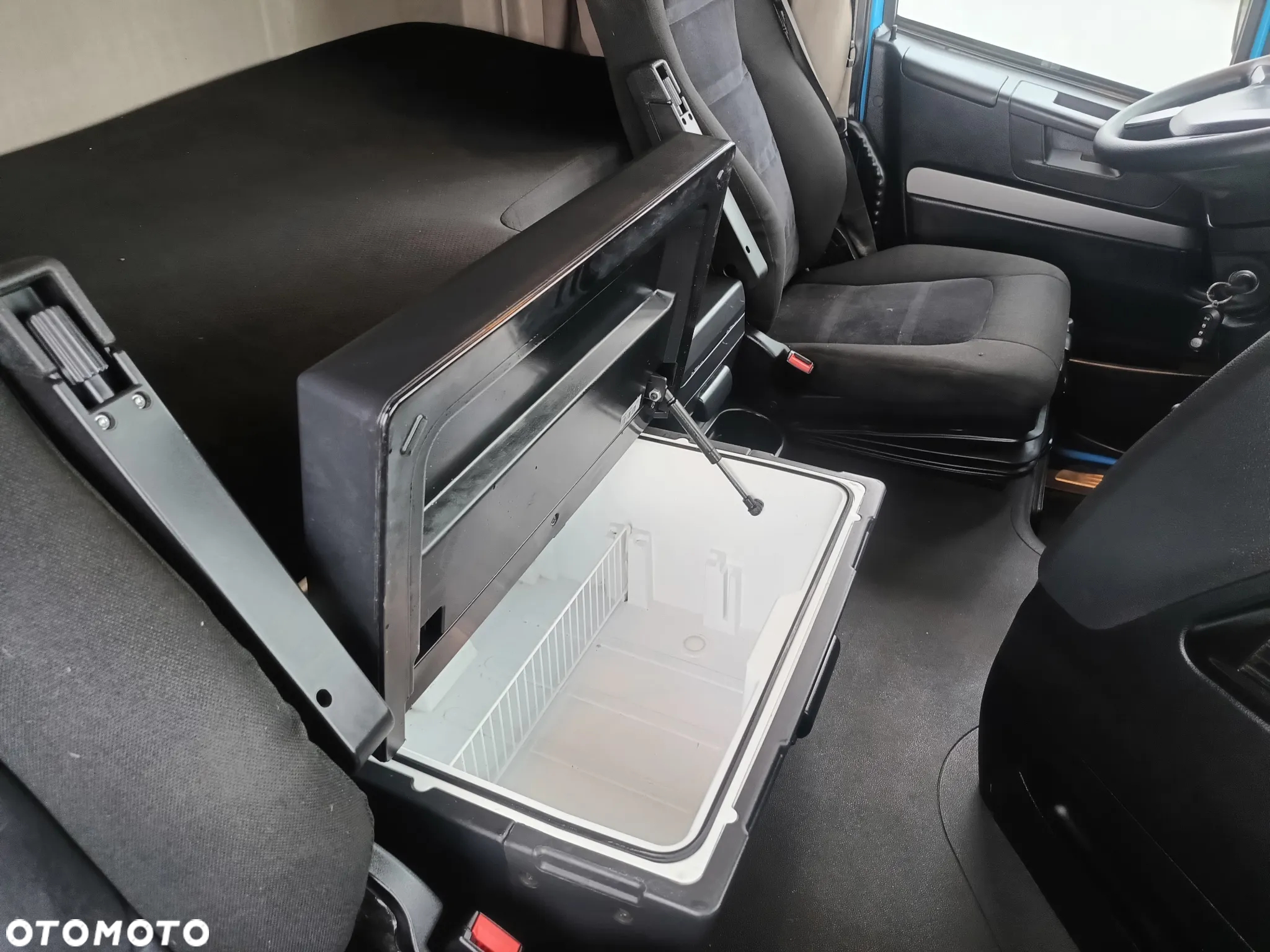 Iveco Stralis X- Way 570 - 28
