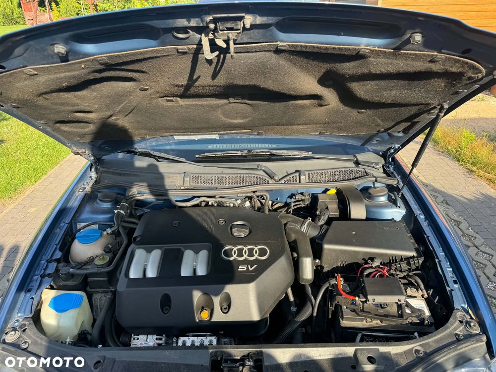 Audi A3 3-drzwiowe 1.8 Ambiente - 7