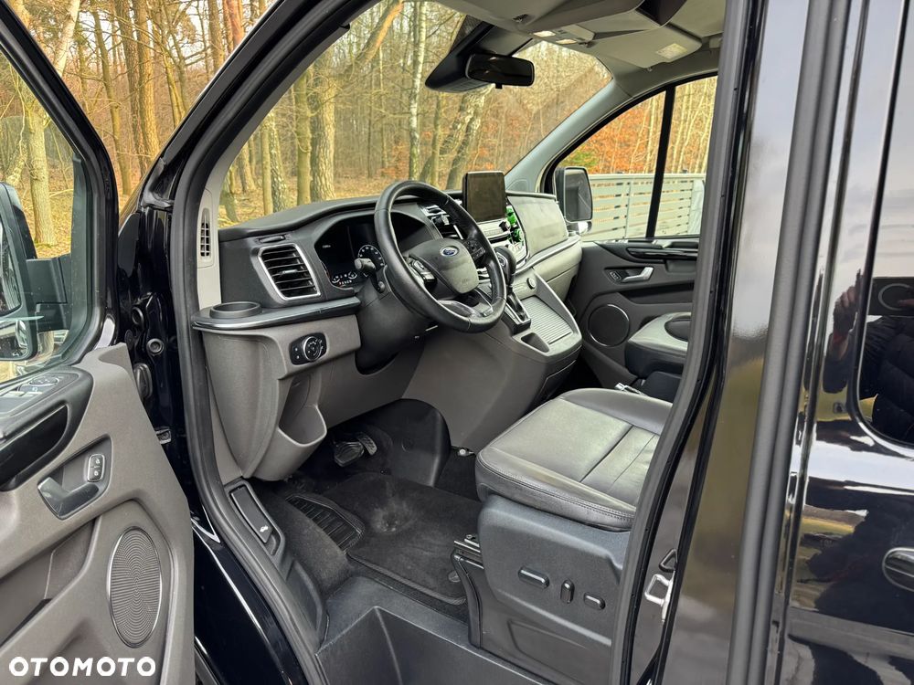 Ford Tourneo Custom - 6