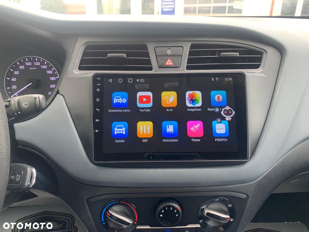 Hyundai i20 - 23