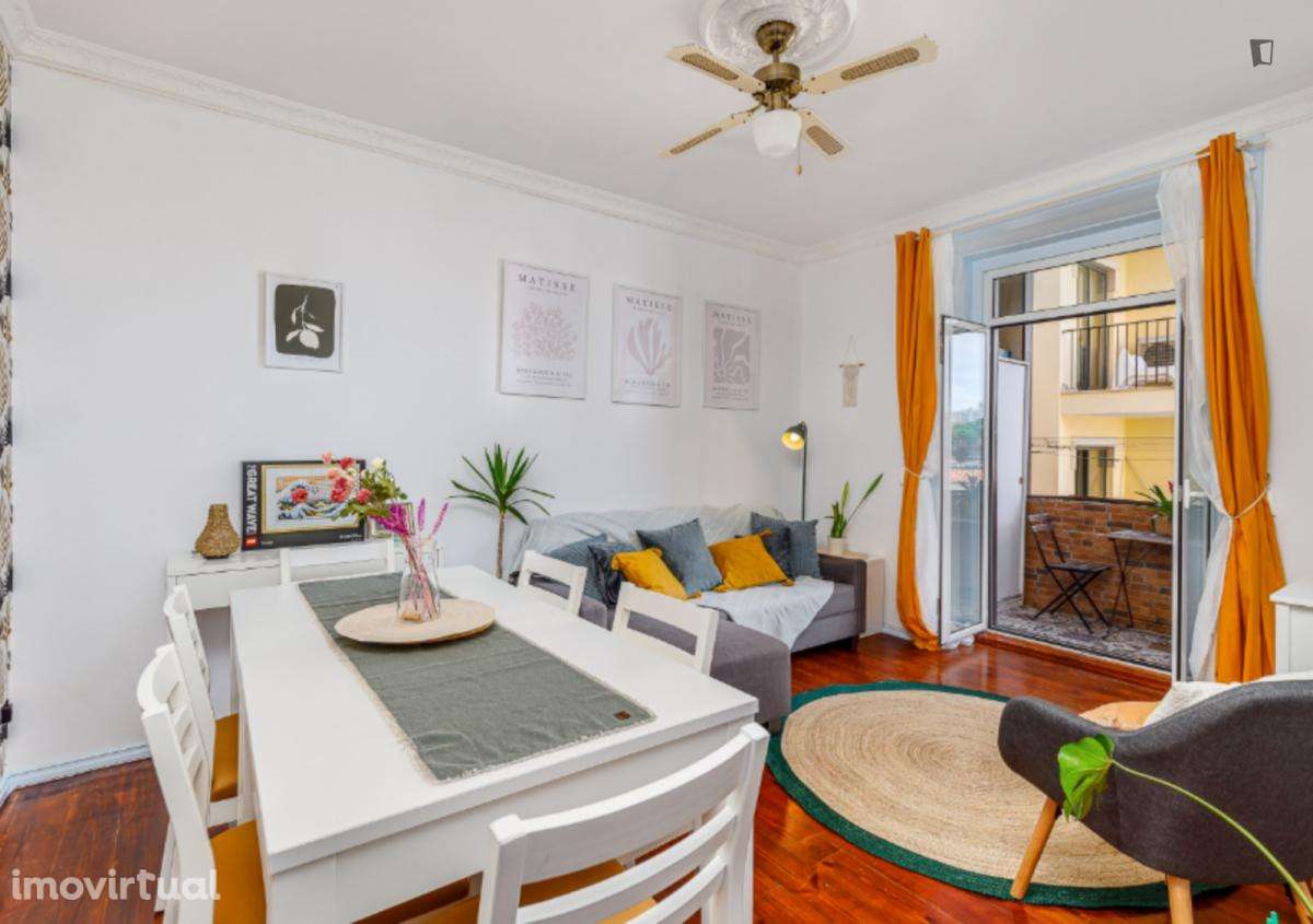 Apartamento com 6 quartos - localizado em São Sebastião Lisbon - Grande imagem: 2/42