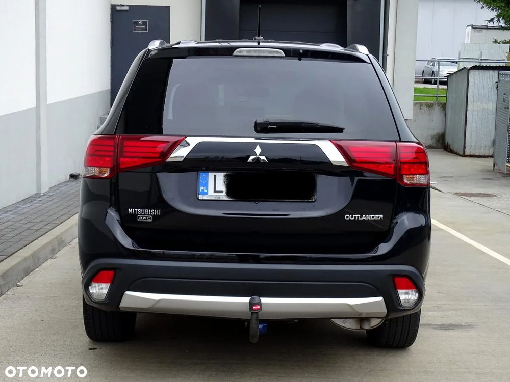 Mitsubishi Outlander 2.4 4WD CVT Instyle - 7
