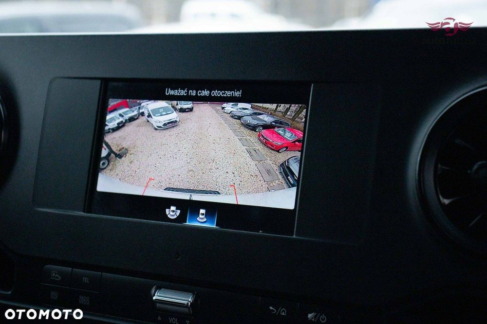 Mercedes-Benz Sprinter - 21