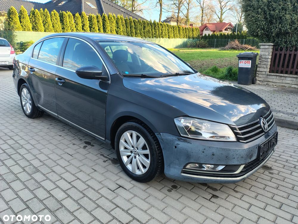 Volkswagen Passat - 7
