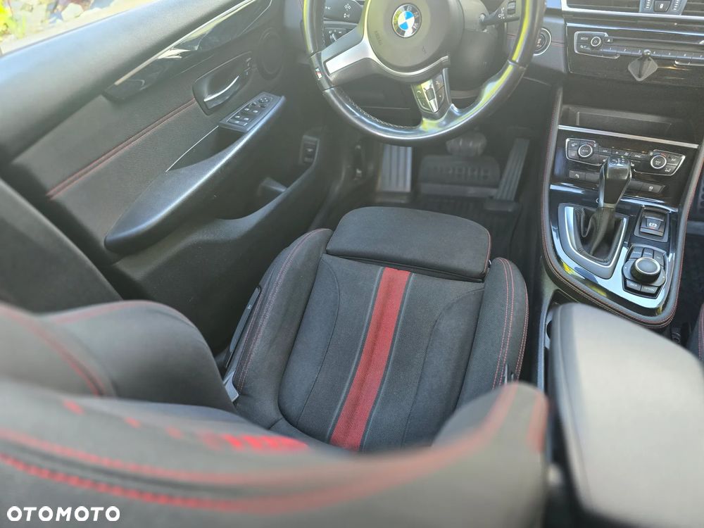 BMW Seria 2 218d xDrive Sport-Aut - 9