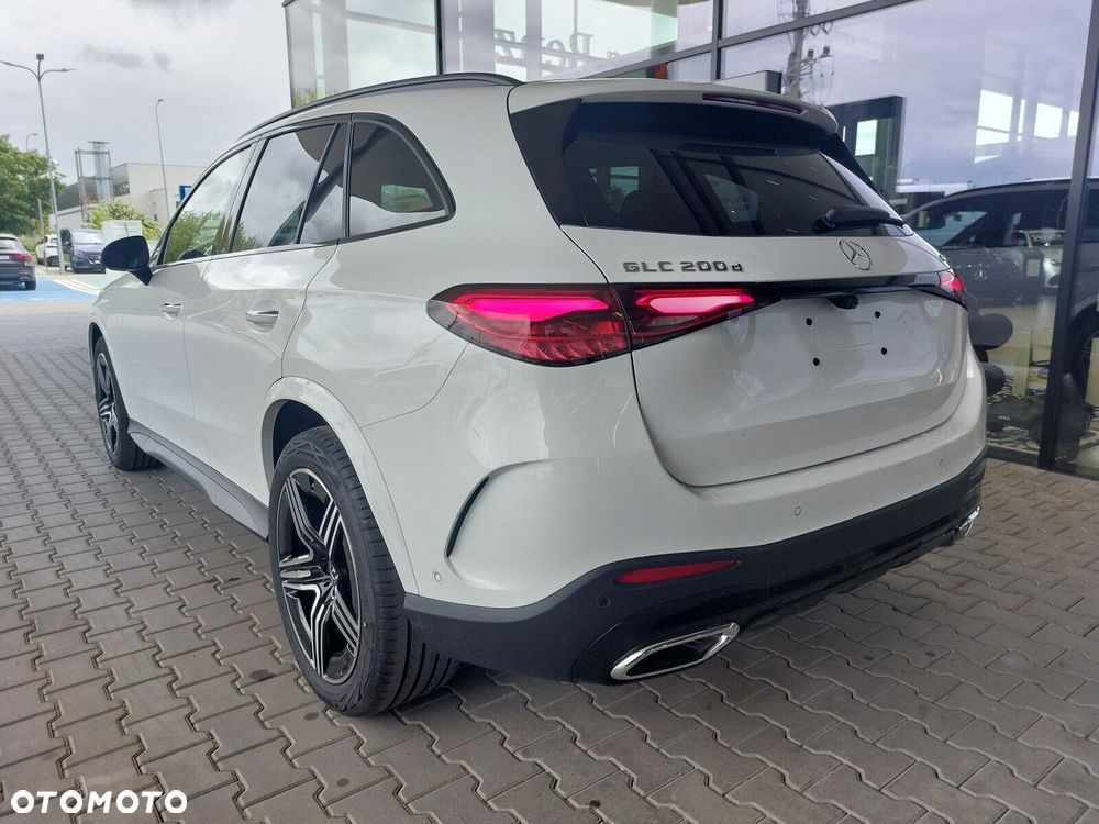 Mercedes-Benz GLC - 6