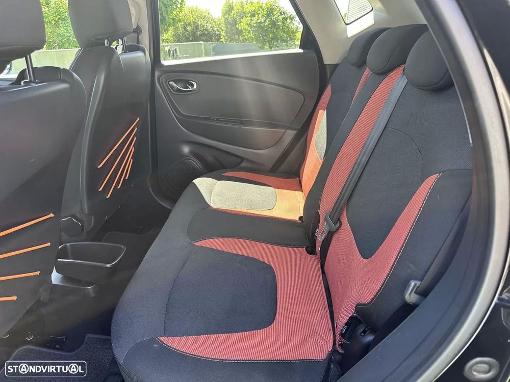 Renault Captur 1.5 dCi Sport EDC - 47