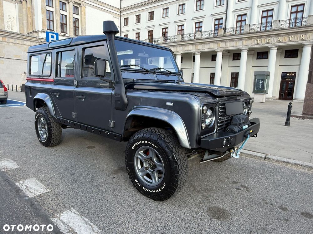 Land Rover Defender - 8