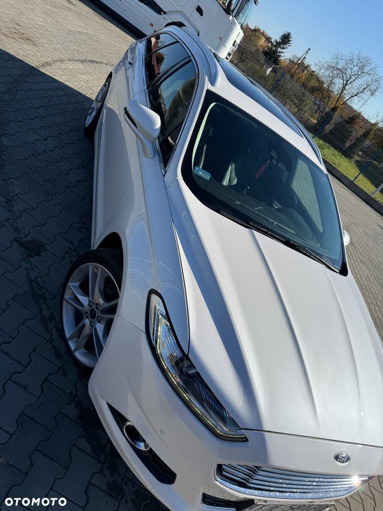 Ford Mondeo 2.0 TDCi Titanium PowerShift - 4