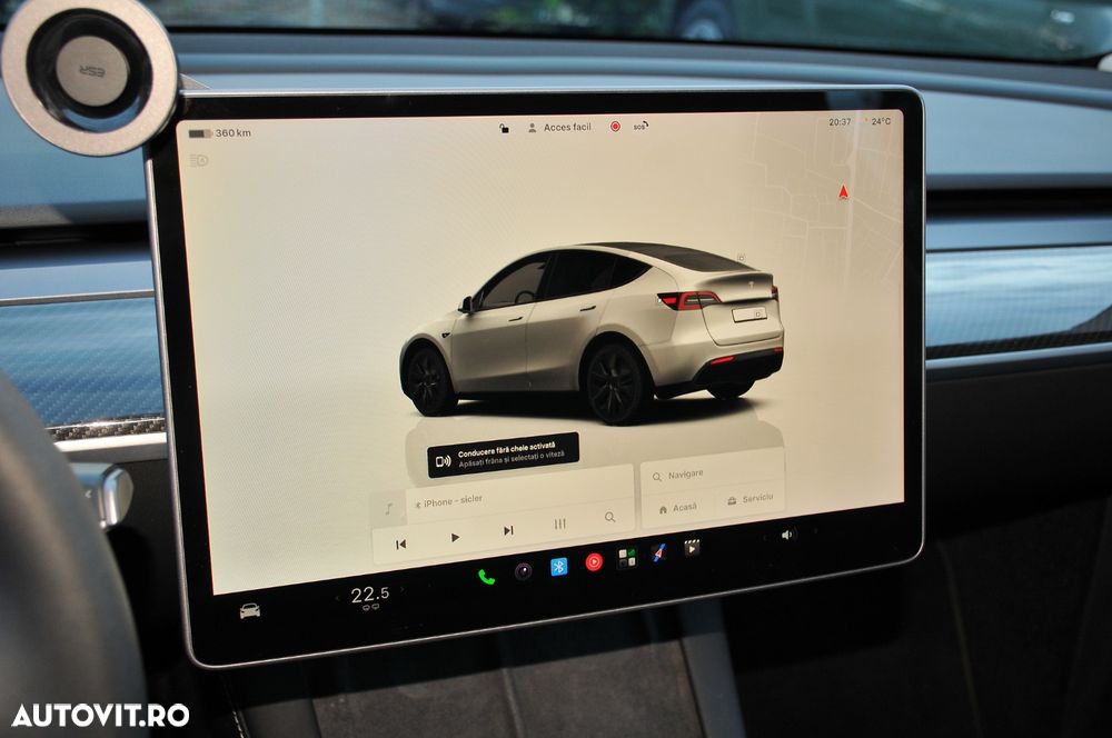 Tesla Model Y Long Range Dual Motor AWD - 19