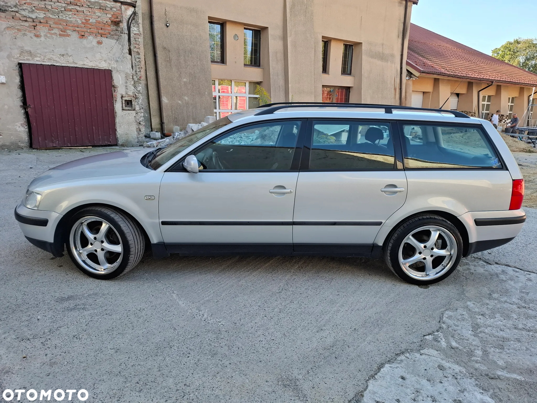 Volkswagen Passat 1.8T - 2