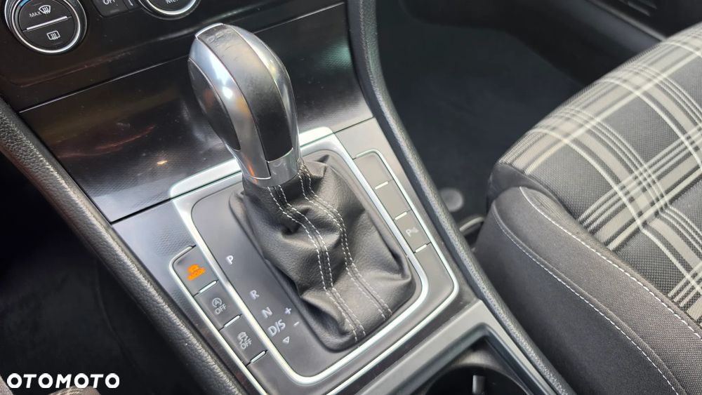 Volkswagen Golf GTD 2.0 TDI SCR DSG - 24