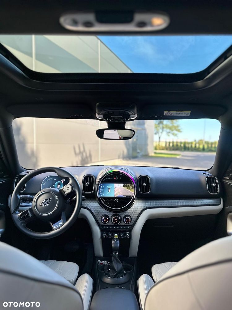 MINI Countryman Cooper SE ALL4 Yours Trim - 10