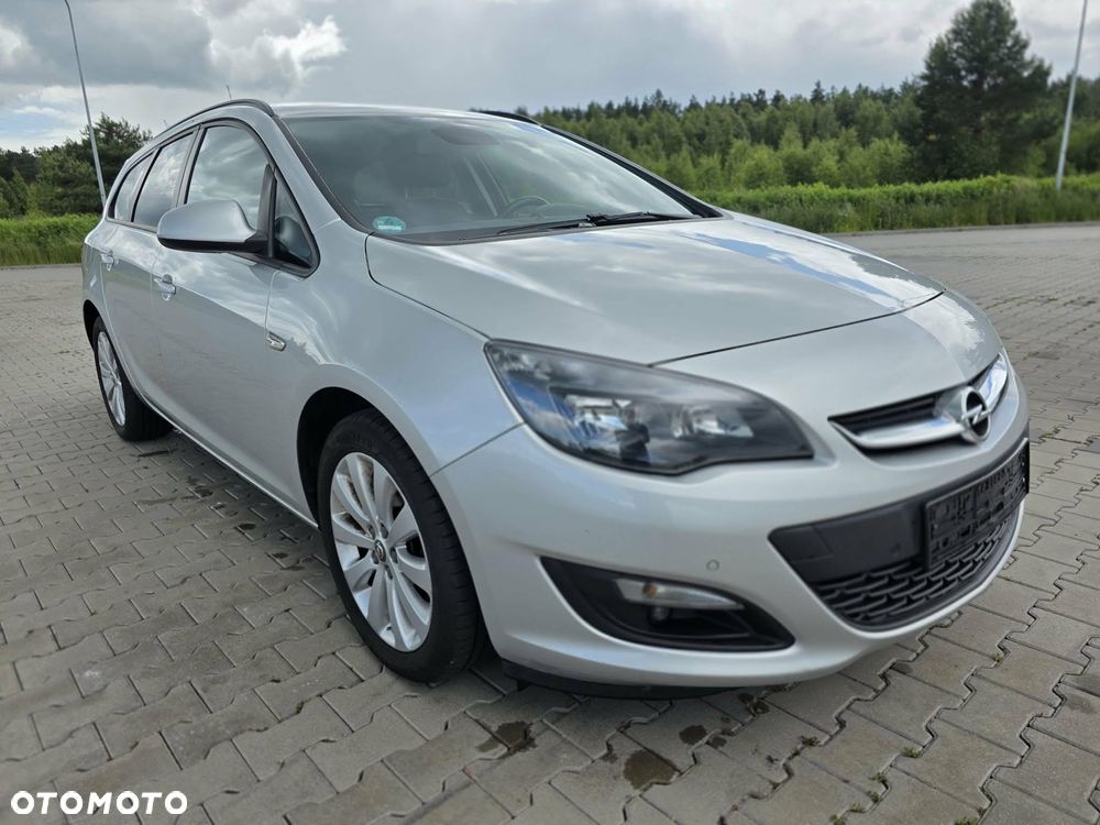 Opel Astra 1.4 Turbo Exklusiv - 1