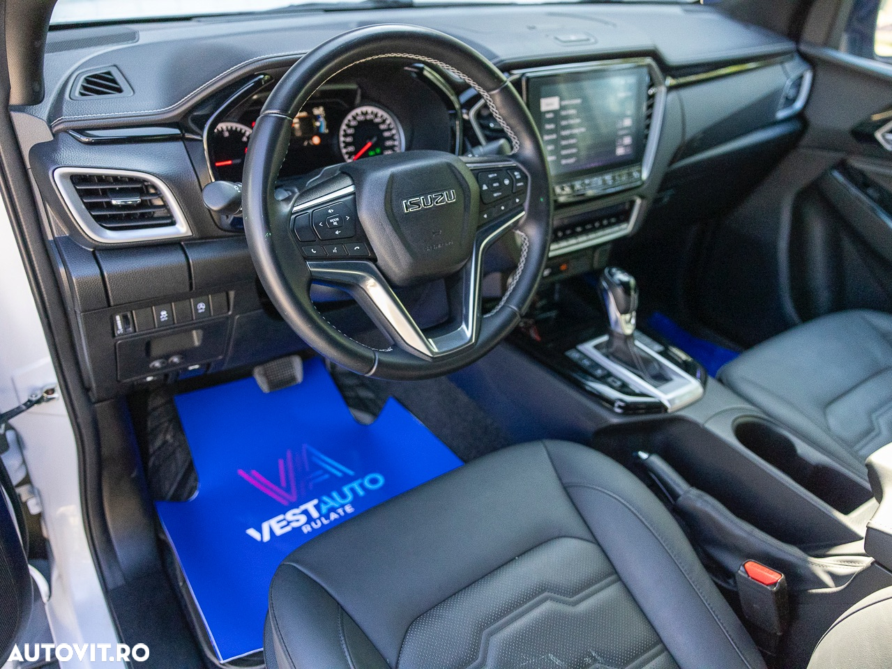 Isuzu D-Max 1.9 DSL 4x4 Double Cab AT Executive - 3