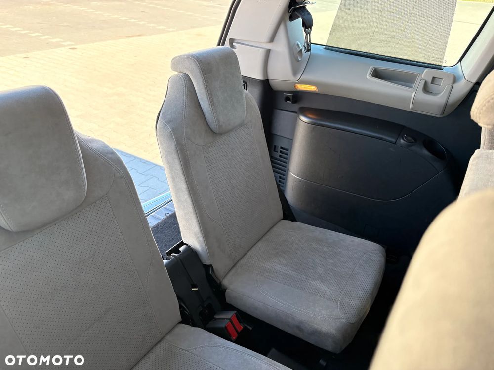 Citroën C4 Picasso 2.0 HDi Equilibre Exclusive MCP - 18
