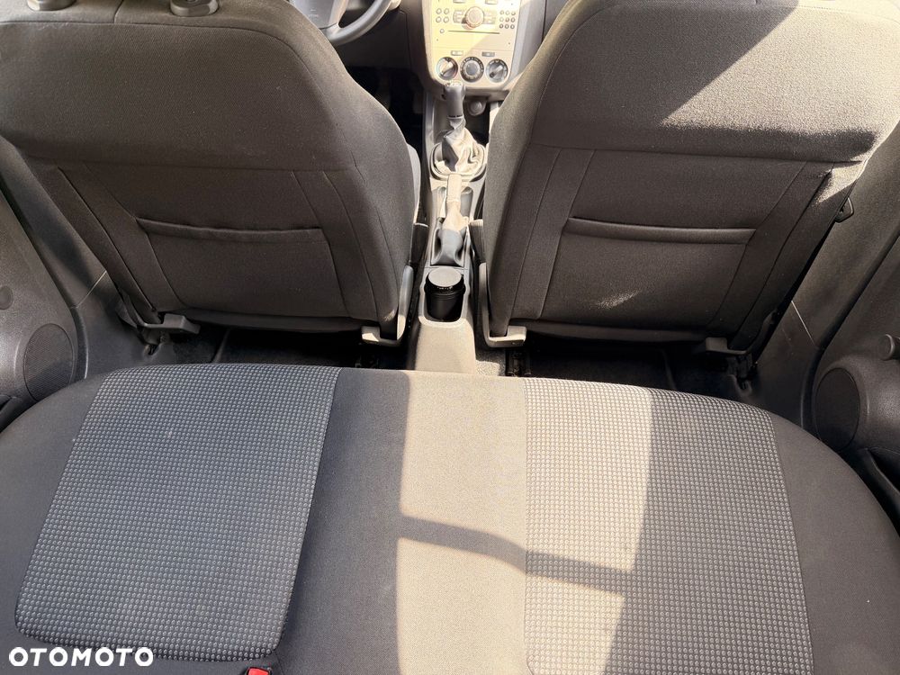 Opel Corsa 1.2 16V Selection 110 Jahre - 25