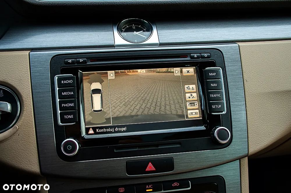 Volkswagen Passat 2.0 TDI 4Mot Highline - 40