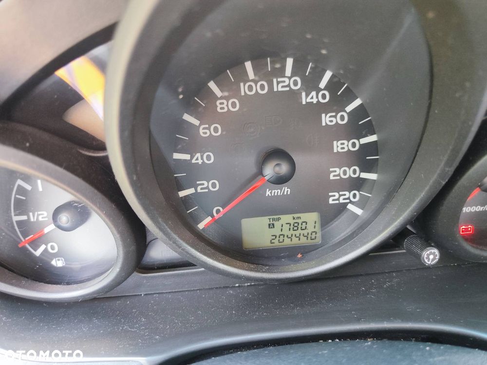 Mitsubishi Colt 1.5 Invite - 8