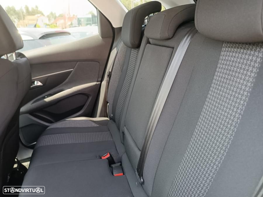 Peugeot 3008 1.5 BlueHDi Active - 8