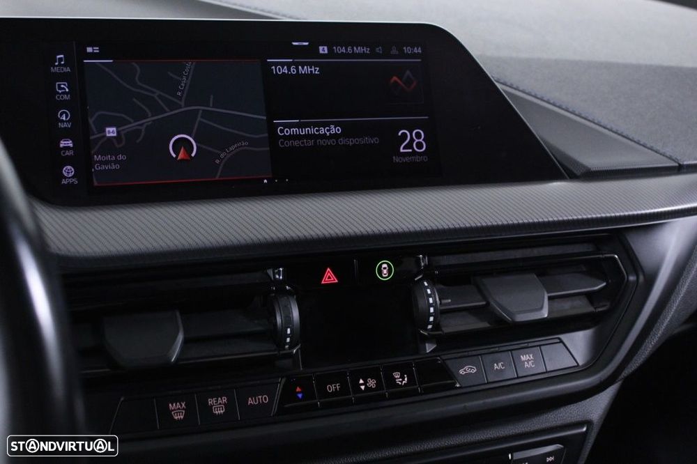 BMW 116 d Pack Desportivo M Auto - 29