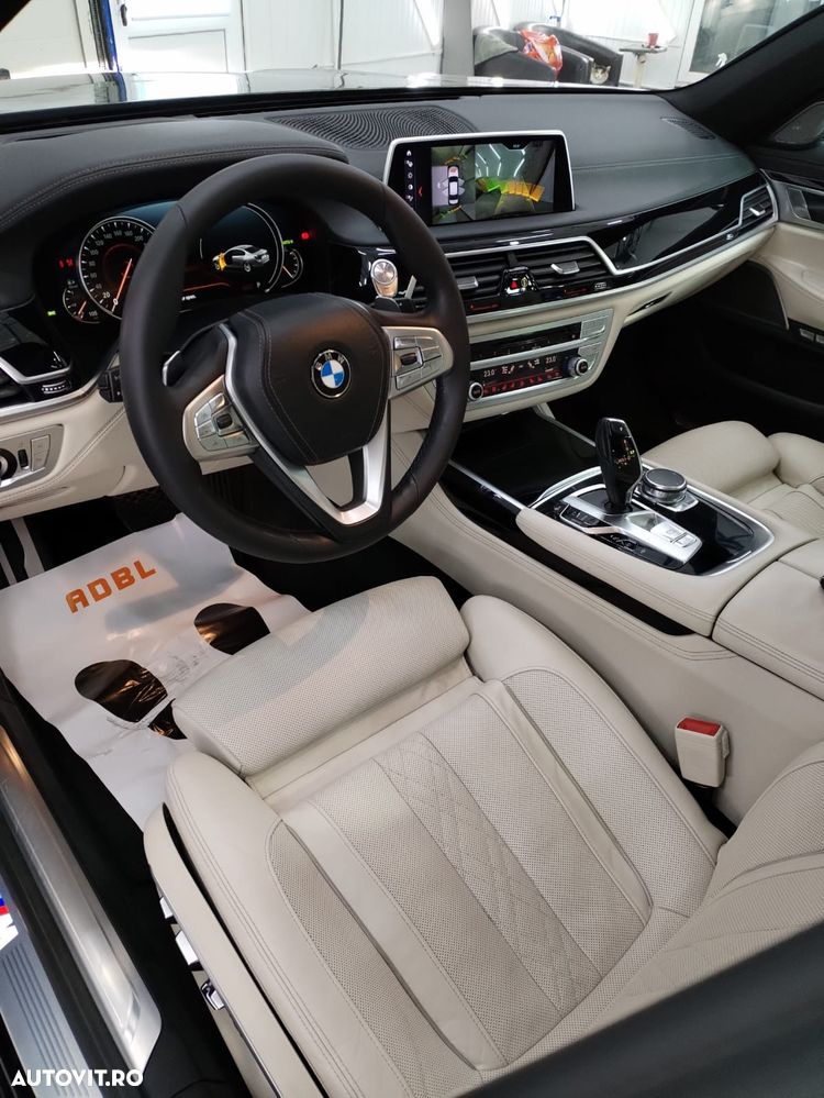 BMW Seria 7 730d xDrive - 9