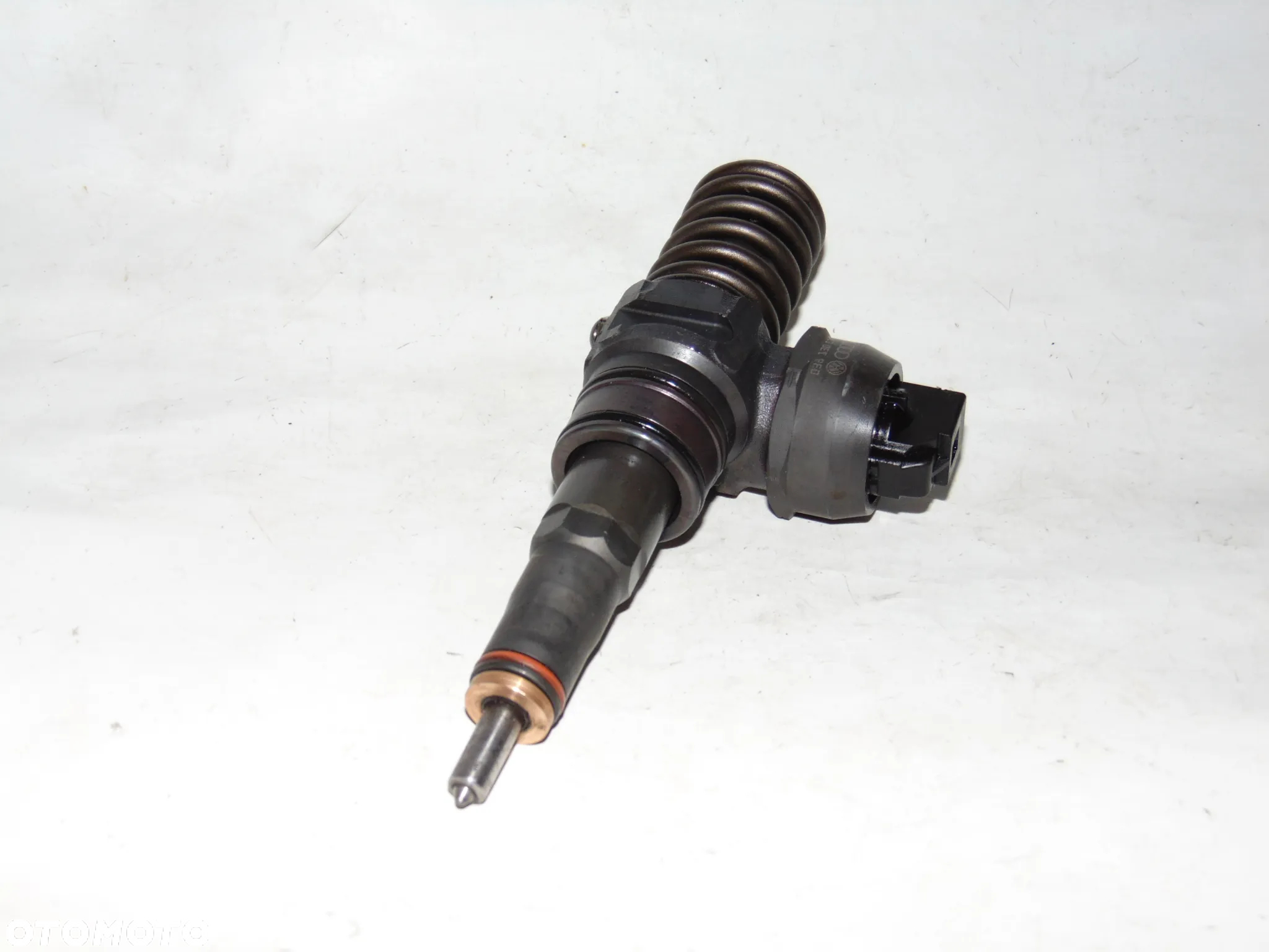 ODPALANE wtrysk wtryskiwacz paliwa pompowtrysk 038130073BN Seat Ibiza 3 III Cordoba 2 II Skoda Fabia II VW Volkswagen Polo 4 IV Passat B6 Golf 5 V Touran I diesel 1.4 1.9 TDI - 5