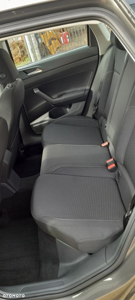 Volkswagen Polo 1.0 TSI Highline DSG - 9