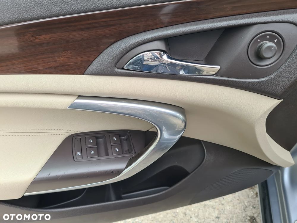 Opel Insignia - 10