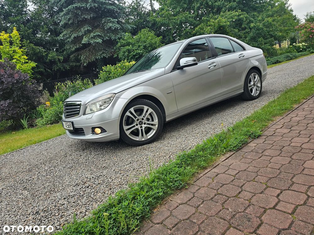 Mercedes-Benz Klasa C 180 Kompressor BlueEFFICIENCY - 2