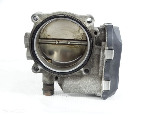 BMW X3 F25 N55  Przepustnica Zawór Powietrza BMW X5 E70N X6 E71 1 E82 X1 E84 3 E90 E91 7 F01N F02N 6 F06 F12 F13 5 F07 F10 F10N F11 X5 F15 X6 F16 M1 F20 F21 M2 F22 F23 X3 F25 X4 F26 3 F30 F31 4  F32 F33 3 F34 4 F36 M3 F80 M4 F82 F83 M2 F87 F87N 135i 335i 335xi 740i 740Li 740LiX 640i 640iX 535i 535iX 435i 435iX 13547597871 7597871 A2C53356724 - 1