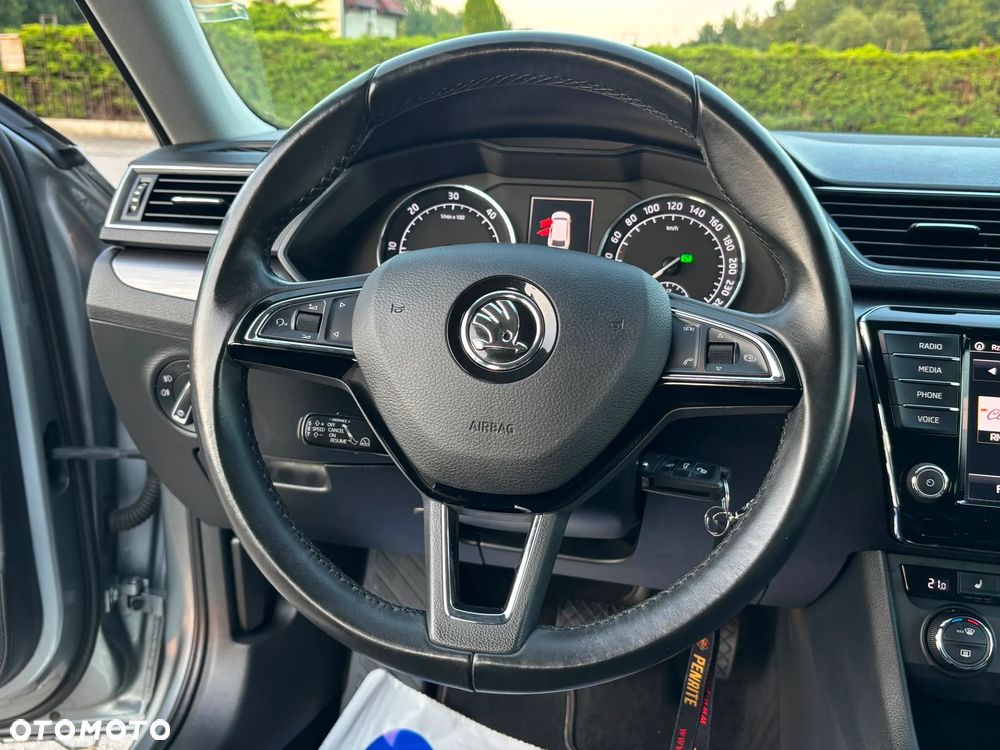 Skoda Superb 2.0 TDI 4x4 Style DSG - 18