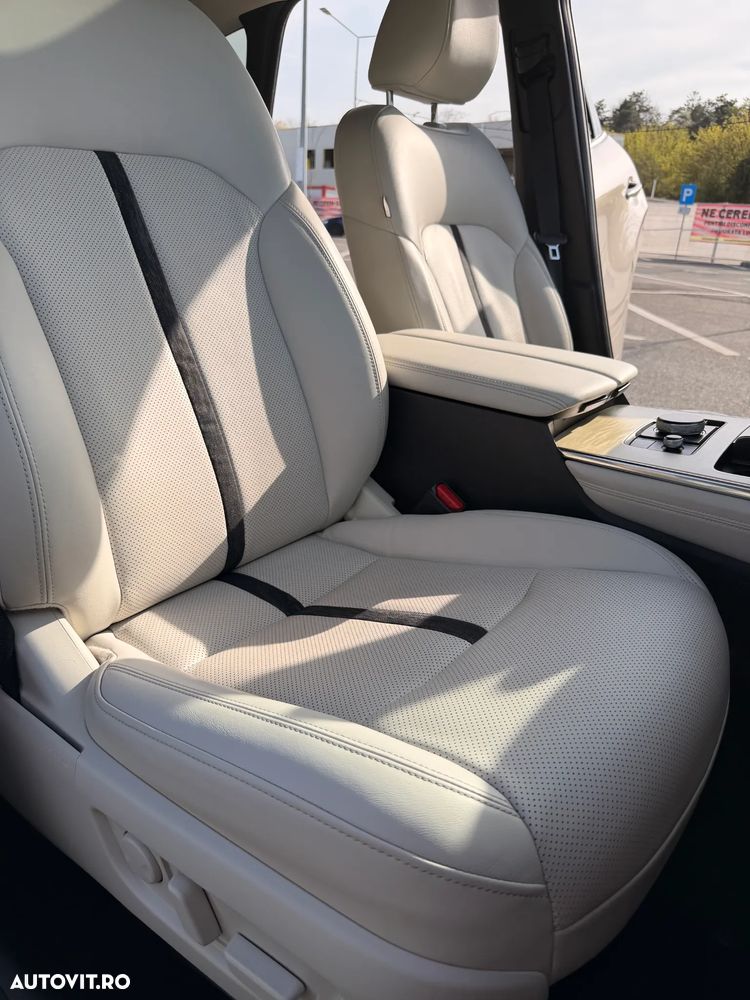 Mazda CX-60 e-SKYACTIV 3.3D AWD 8AT MHEV Takumi Plus - 12