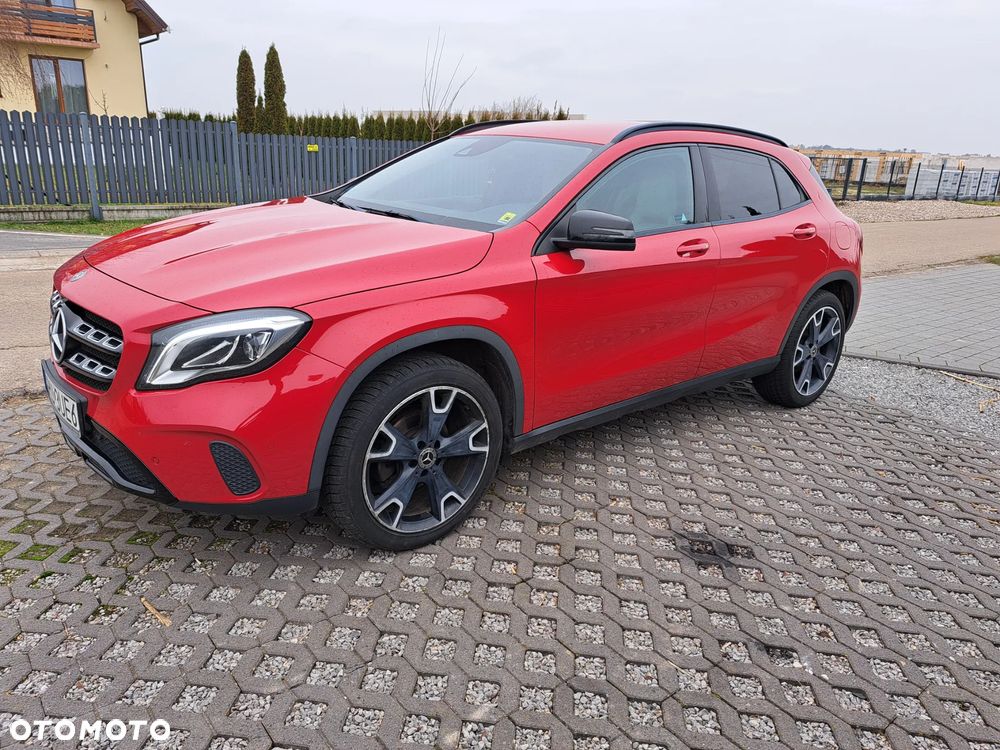 Mercedes-Benz GLA 180 d 7G-DCT Urban - 6