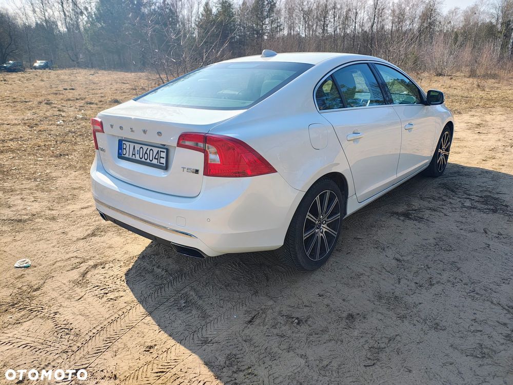 Volvo S60 - 6