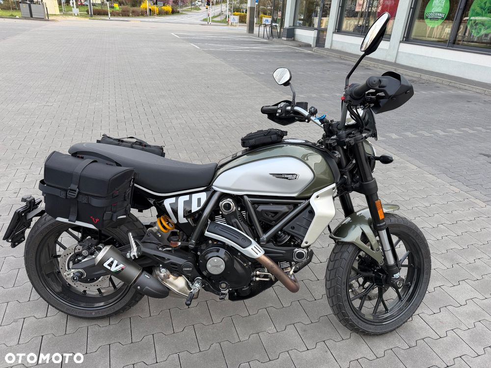 Ducati Scrambler - 1