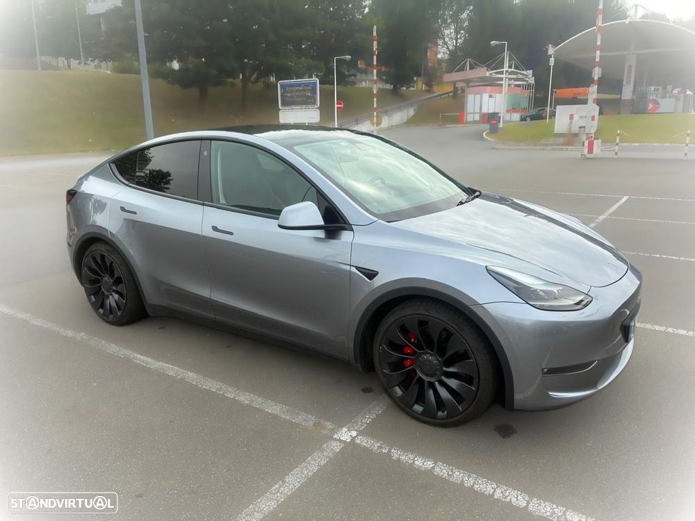 Tesla Model Y Performance Tração Integral - 4