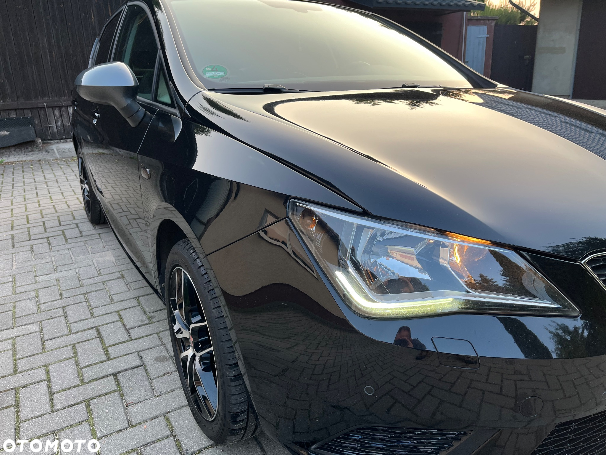 Seat Ibiza 1.2 TSI CONNECT - 12