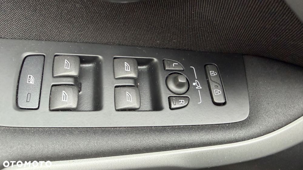 Volvo V40 D3 Drive-E Kinetic - 13