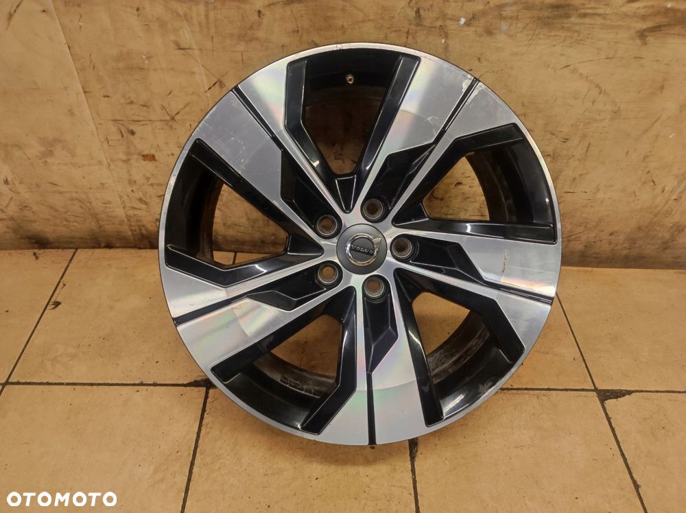 felga aluminiowa alus volvo v60 ii 2 cross country - 1