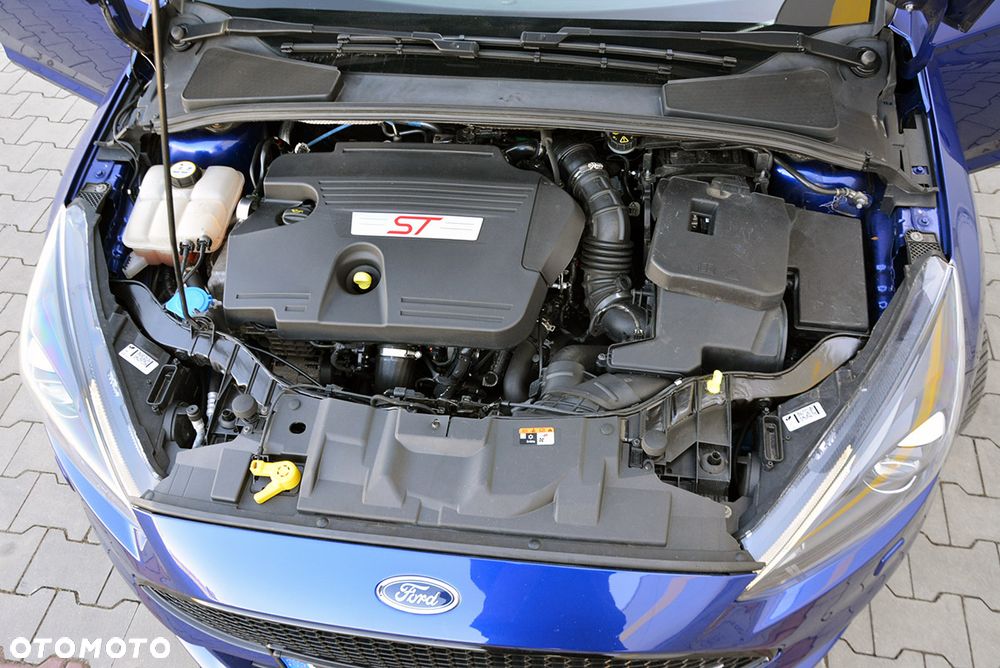 Ford Focus 2.0 TDCi ST - 32