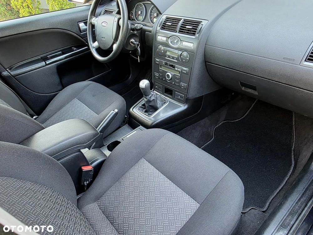 Ford Mondeo 2.0 TDCi Trend - 22