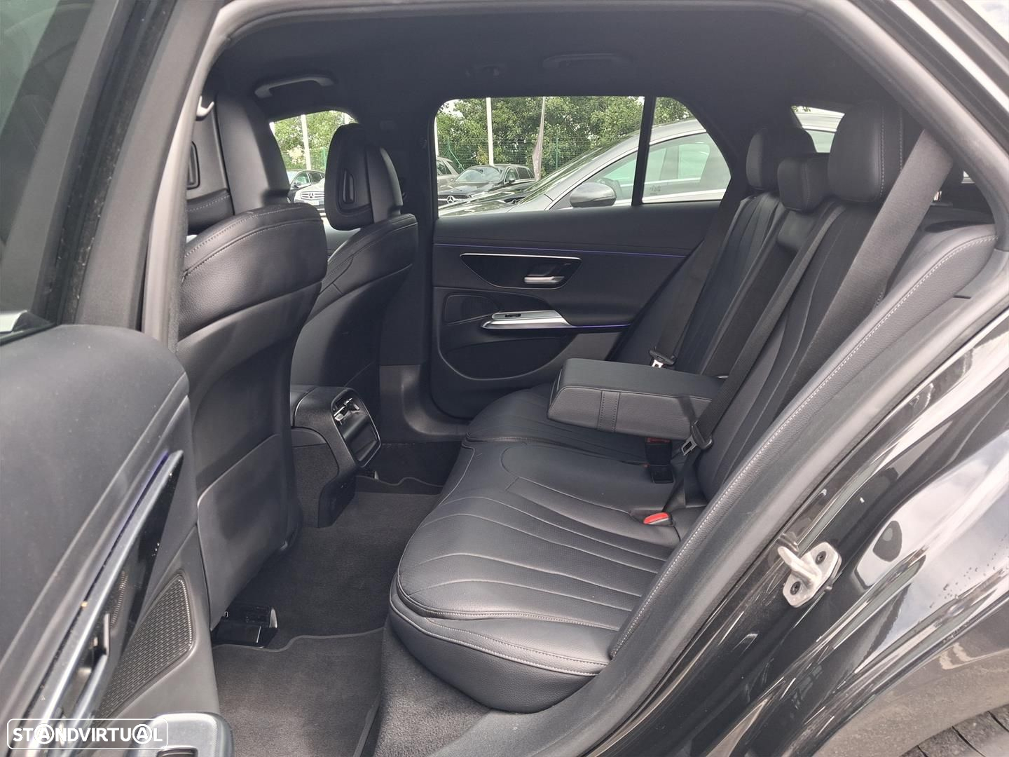 Mercedes-Benz E 220 d Avantgarde - 11